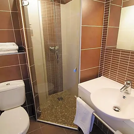 The Originals City, Dau Ly, Lyon Est 3*